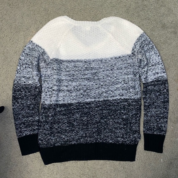 Large striped SO sweater - Picture 3 of 3